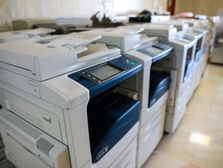 Die Druckerverwaltung unterstützt Sie bei der täglichen Arbeit mit mehreren Geräten gleichzeitig.