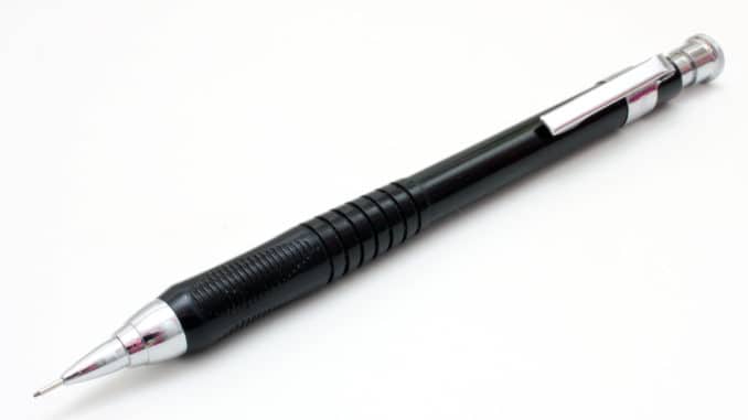 Die Erfindung des Ever-Sharp-Pencils verlieh dem Unternehmen seinen späteren Namen und gilt als eine der bedeutsamsten Innovationen aus dem Hause Sharp, denn ein Bleistift, der nicht angespitzt werden muss, bedeutet letzten Endes mehr Zeit für wichtigere Aufgaben.