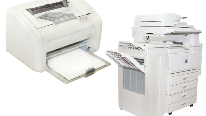 Vor allem Großgeräte wie umfangreiche Drucker und Multifunktionssysteme aus dem Hause UTAX eignen sich durch ihre effiziente Arbeitsweise speziell für Büroarbeiten.