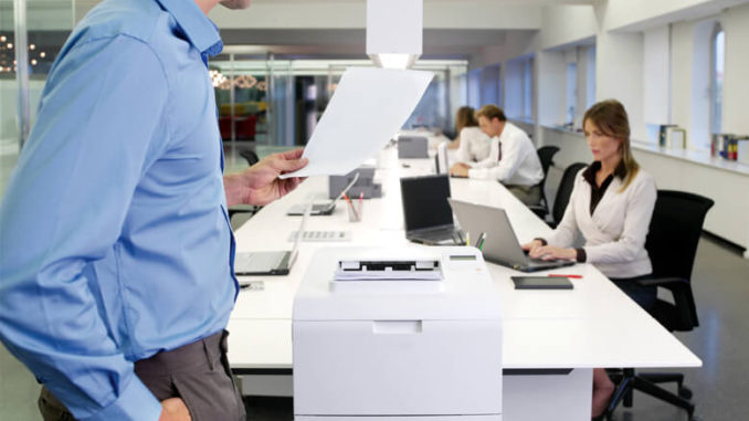 Lassen Sie bei der Arbeit mit einem Druckerserver die Druckerverwaltung nicht außer Acht, mit welcher Sie einen Überblick über sämtliche Druckaufträge und Statusmeldungen haben.